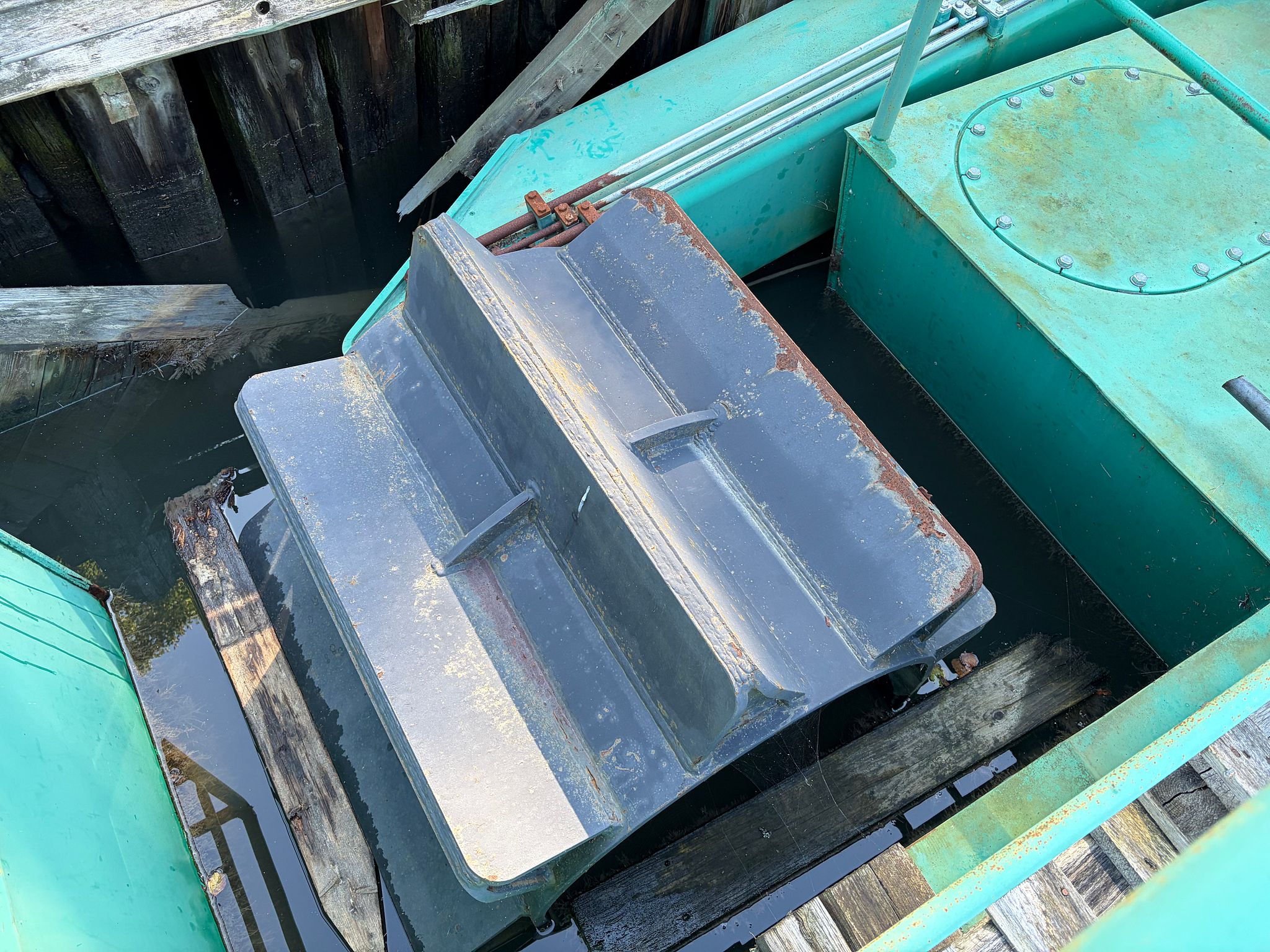 Image 9/49