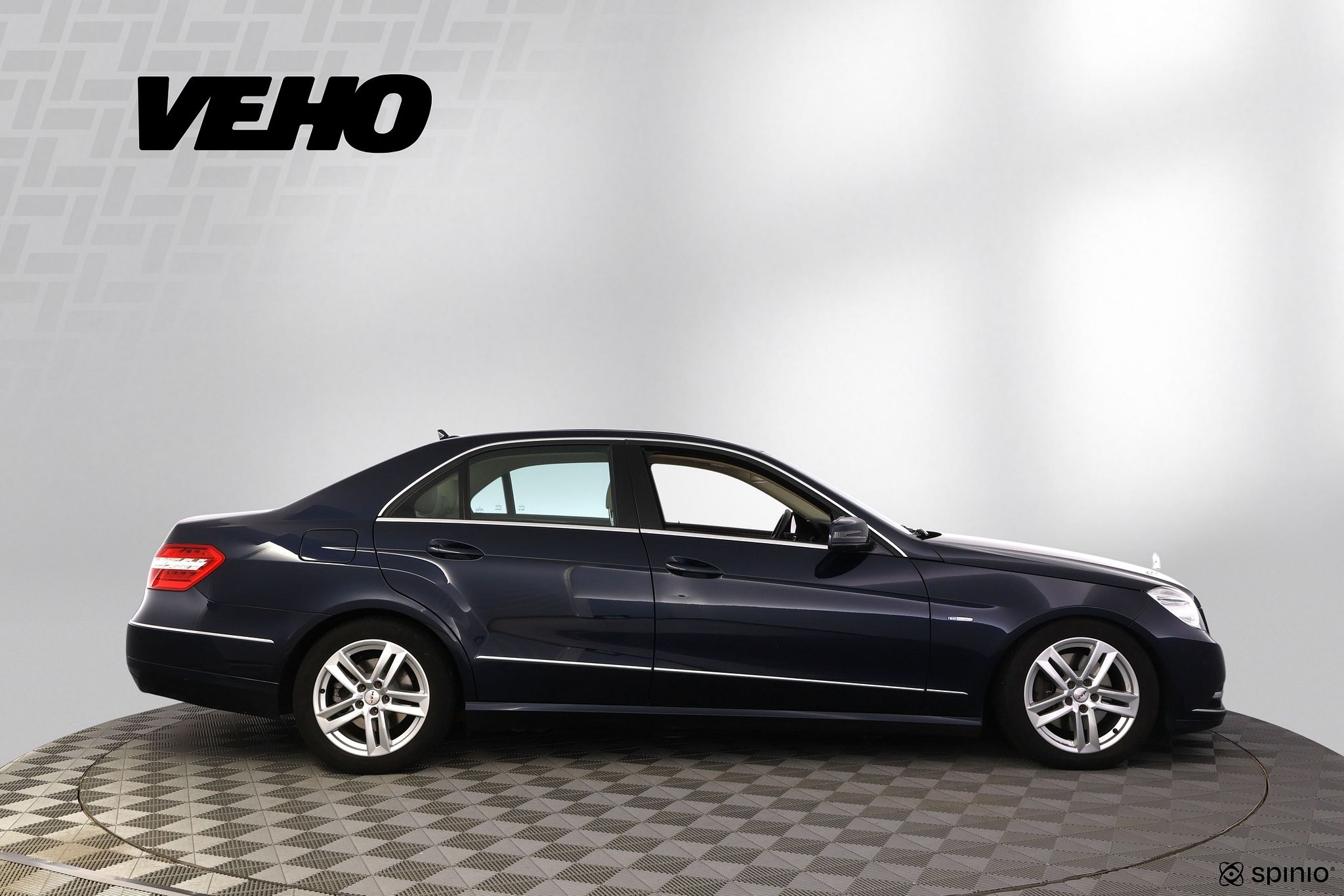 Image 6/43