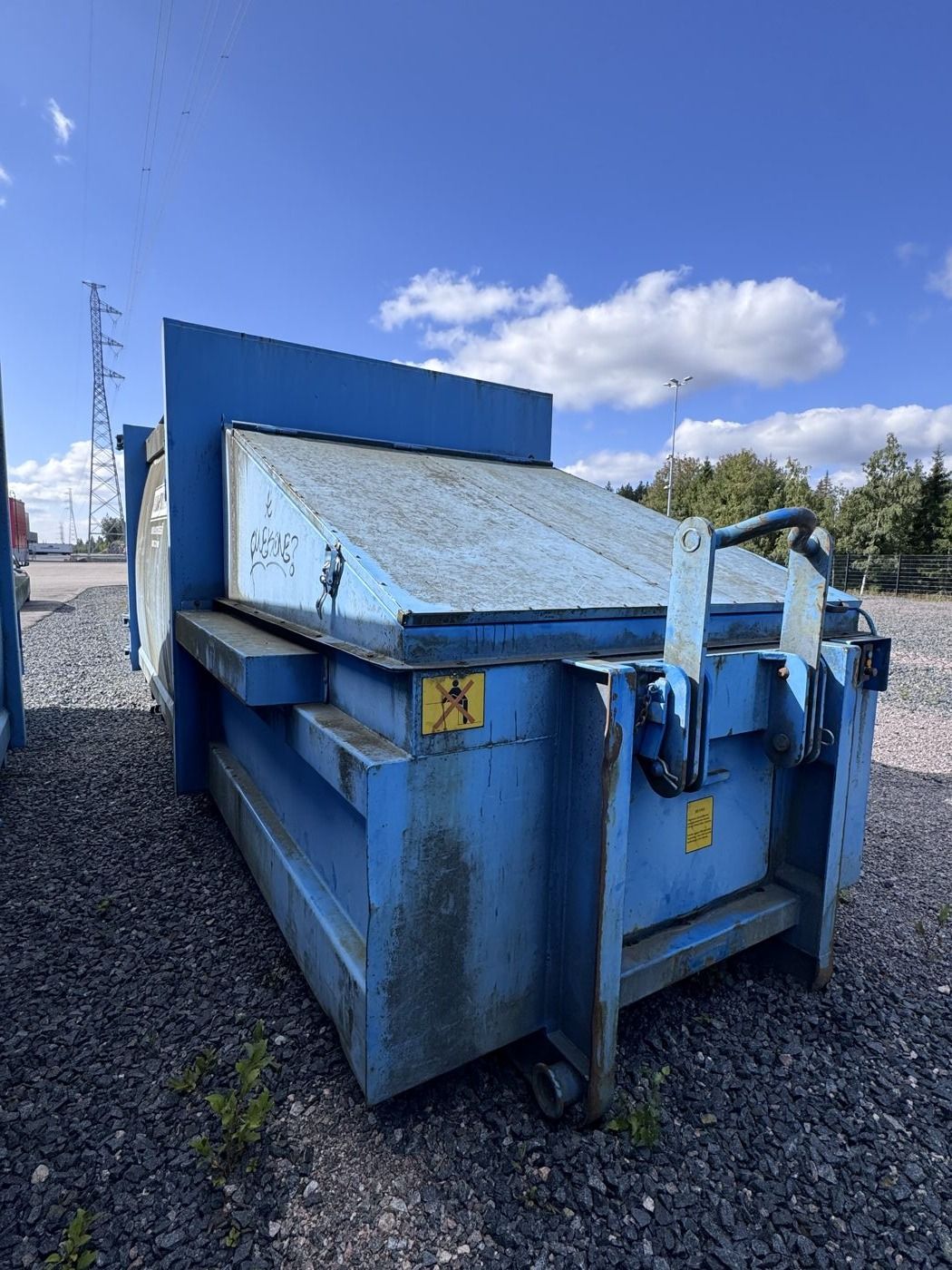 Image 1/10