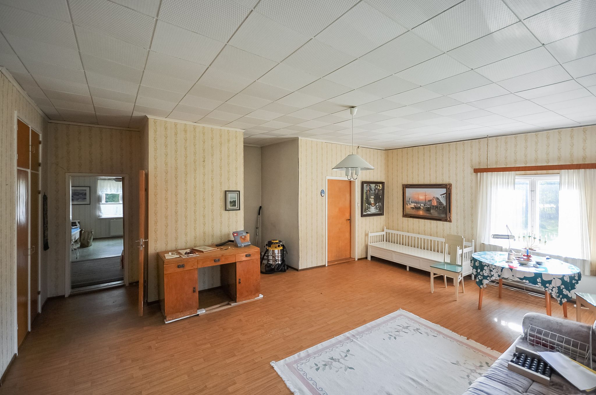 Image 5/19
