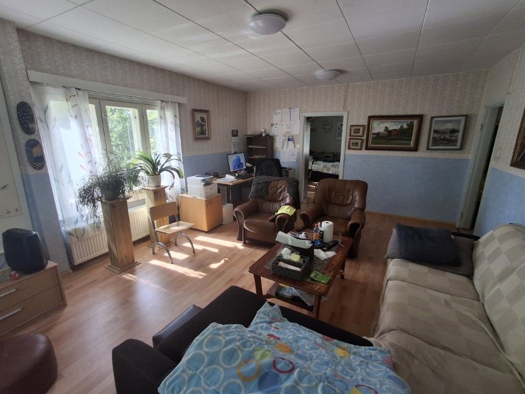 Image 17/85