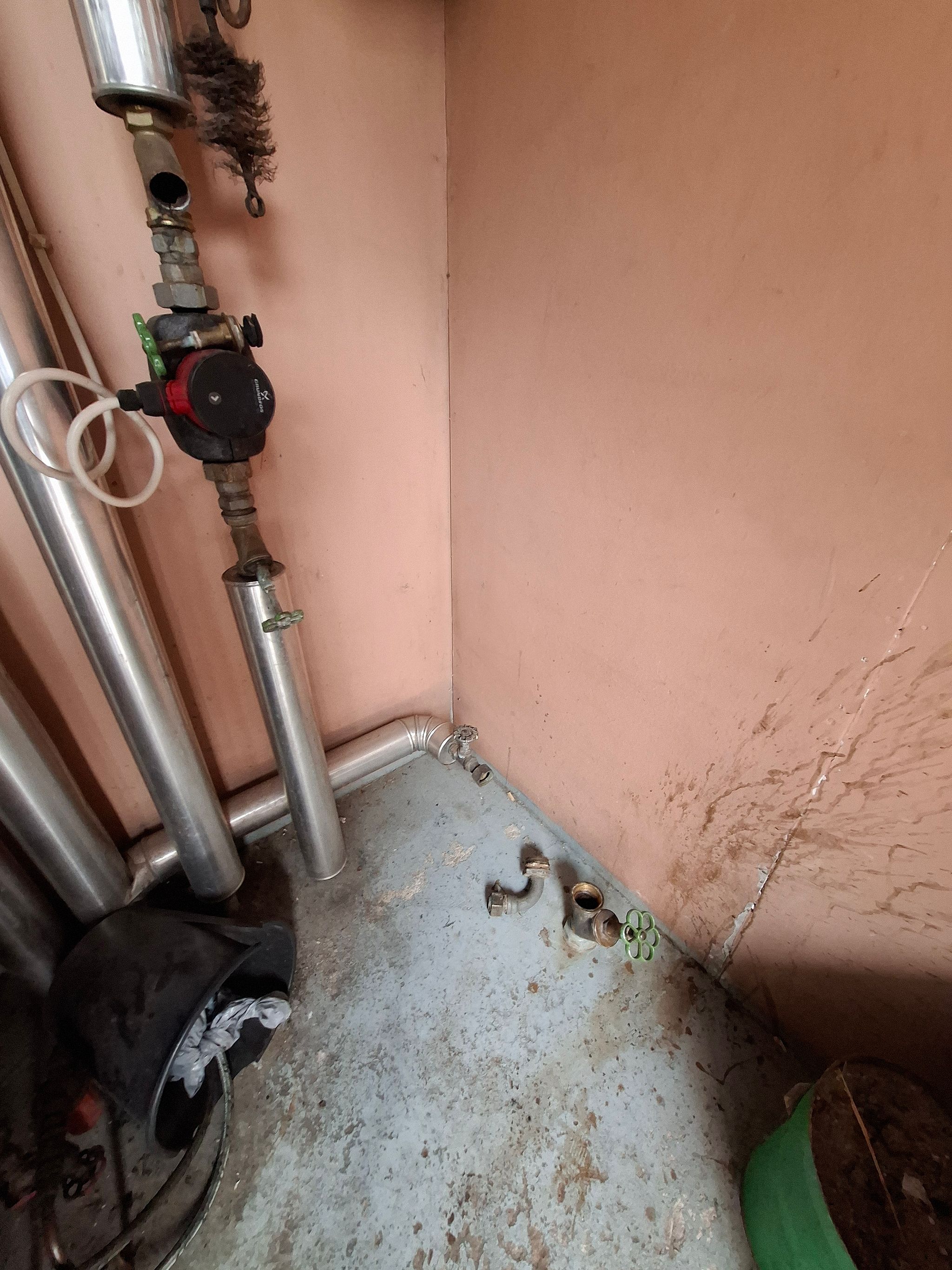 Image 35/46