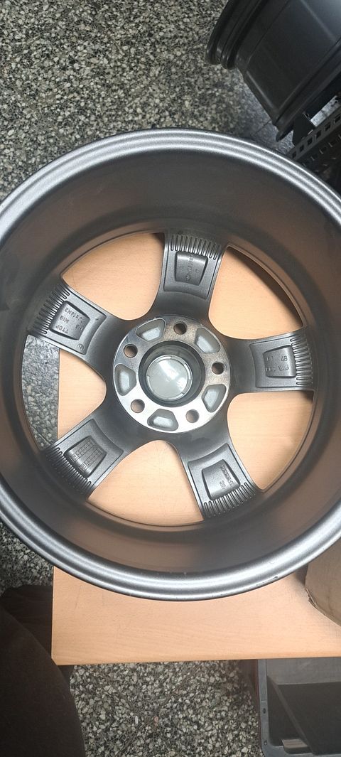 Image 8/21