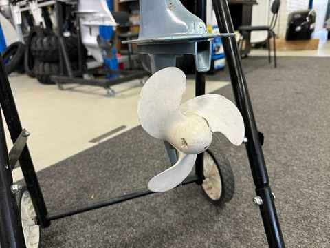 Image 5/8