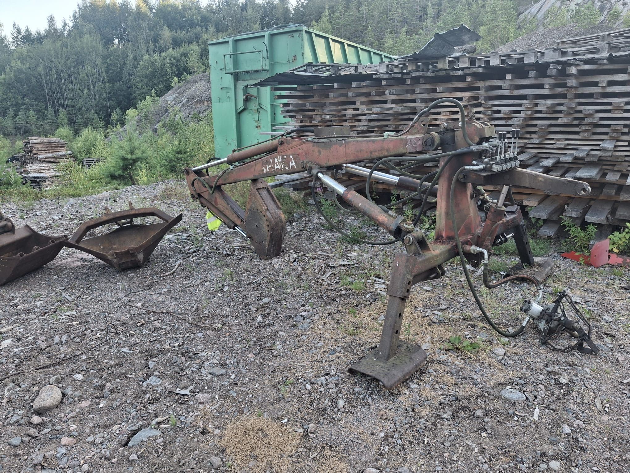 Image 2/7