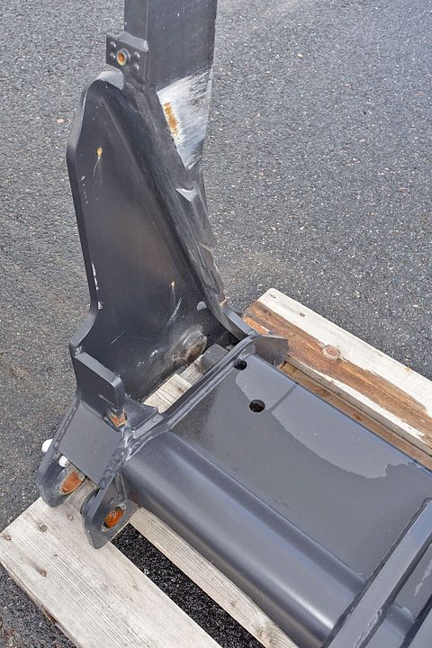 Image 5/9
