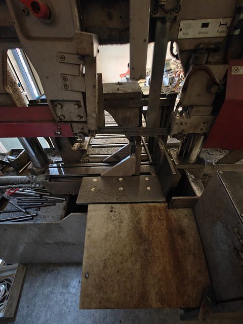 Image 7/8