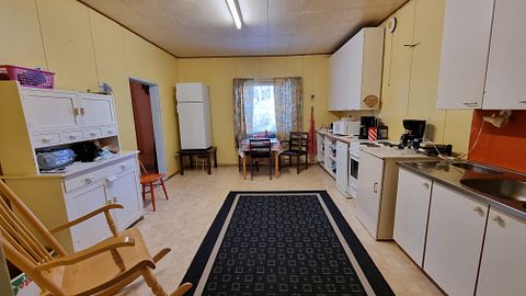 Image 14/38