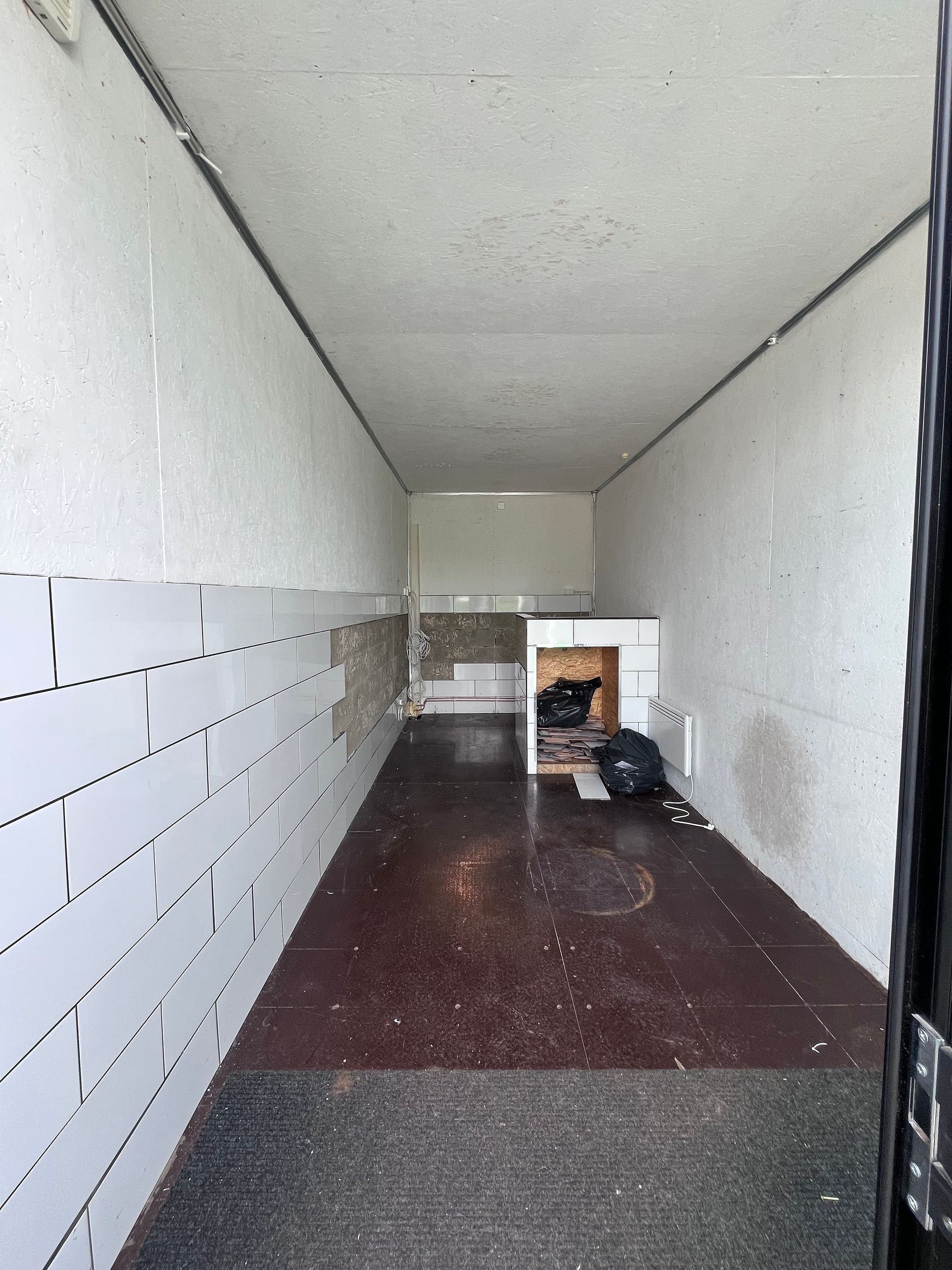 Image 11/20