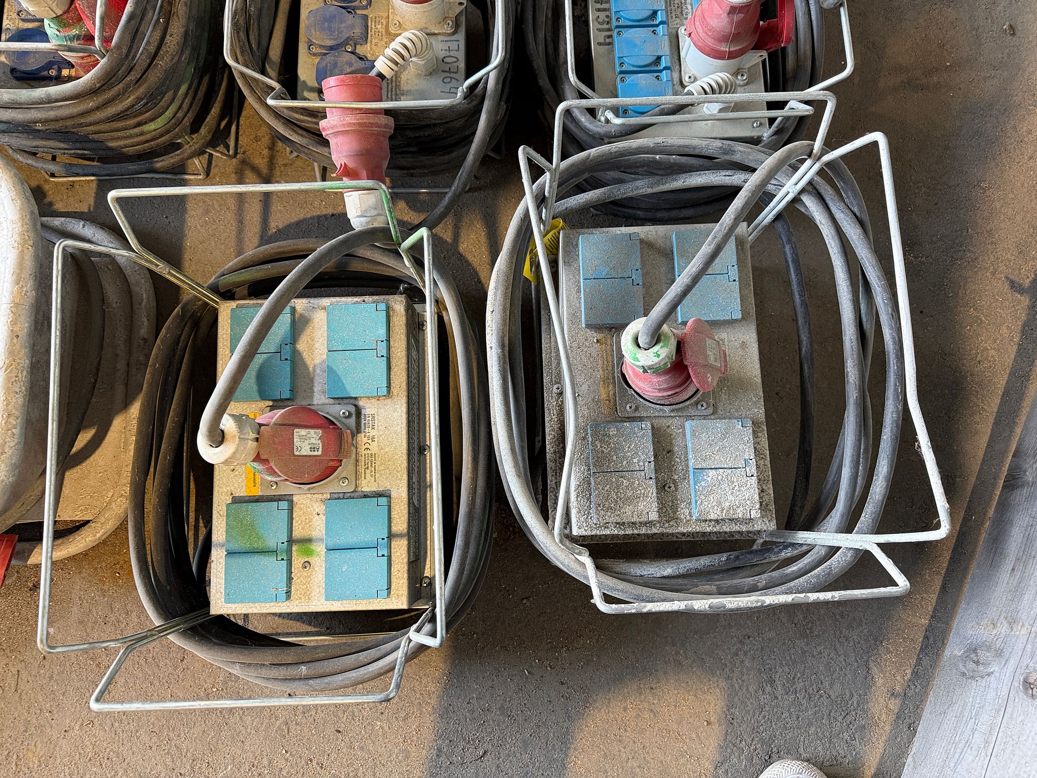 Image 11/22