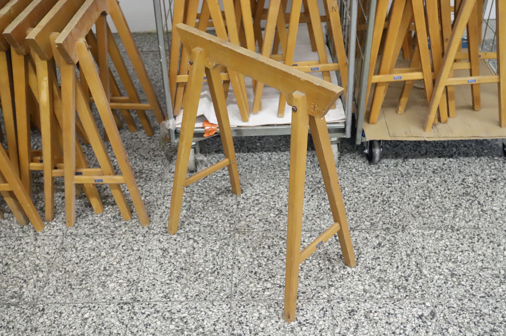 Image 10/12