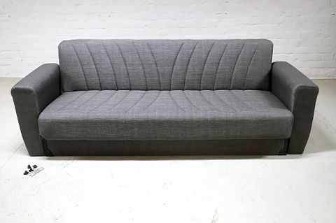 Image 3/15