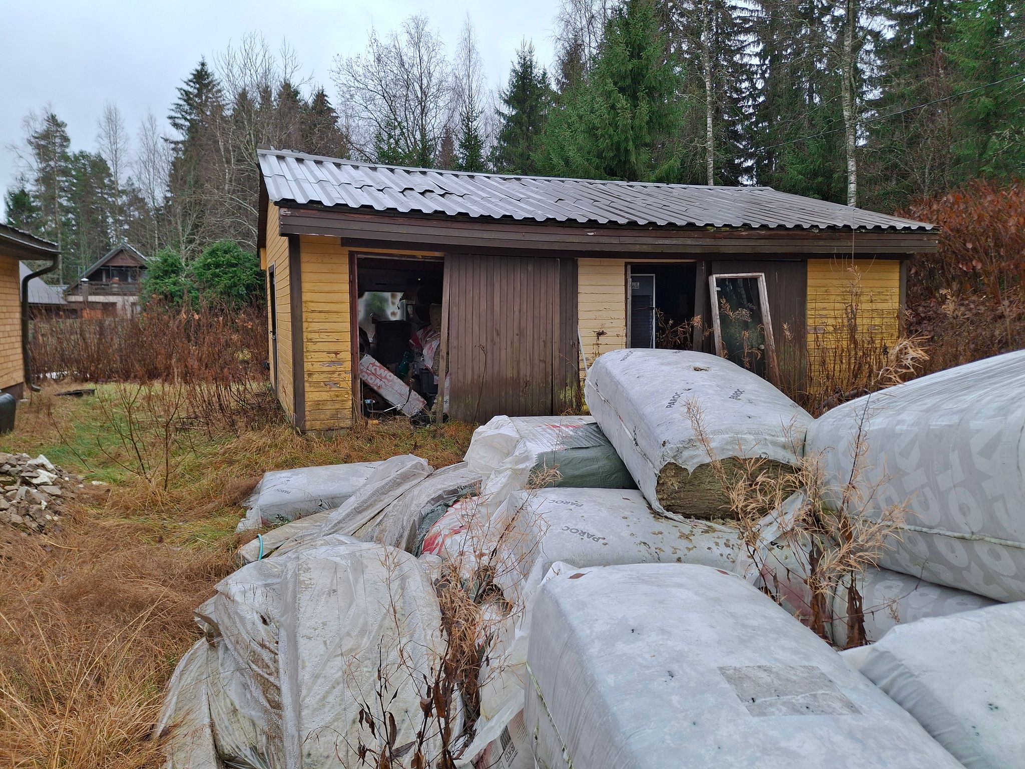 Image 14/15