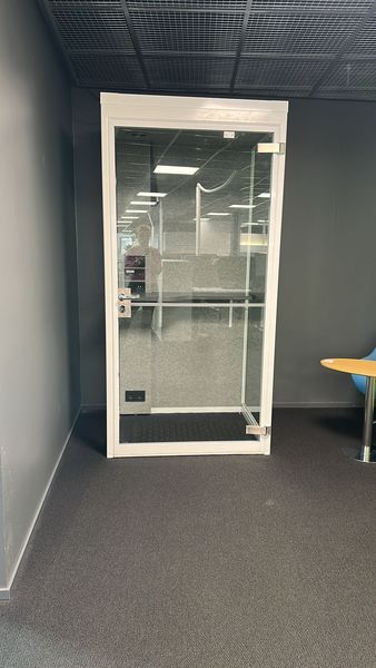 Image 1/11