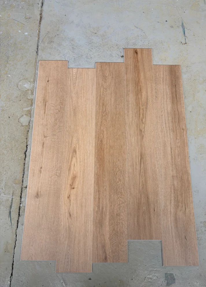 Image 1/3