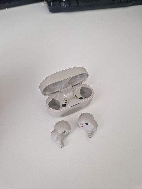 Image 11/14