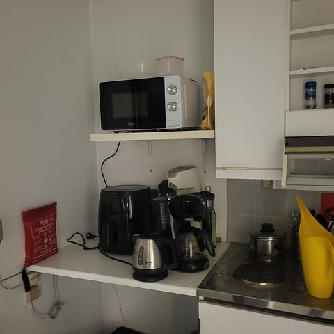Image 6/6
