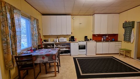 Image 17/38