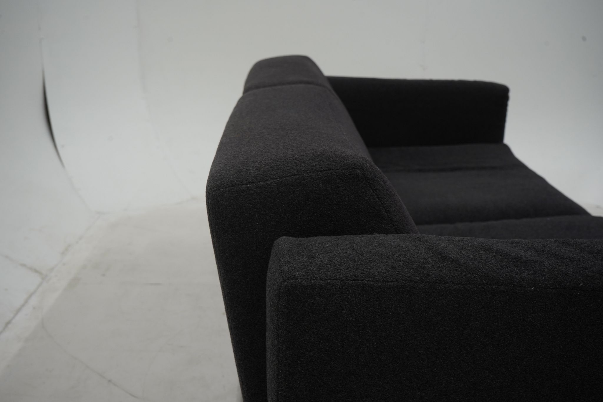 Image 5/9