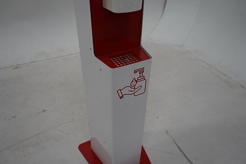 Image 6/8
