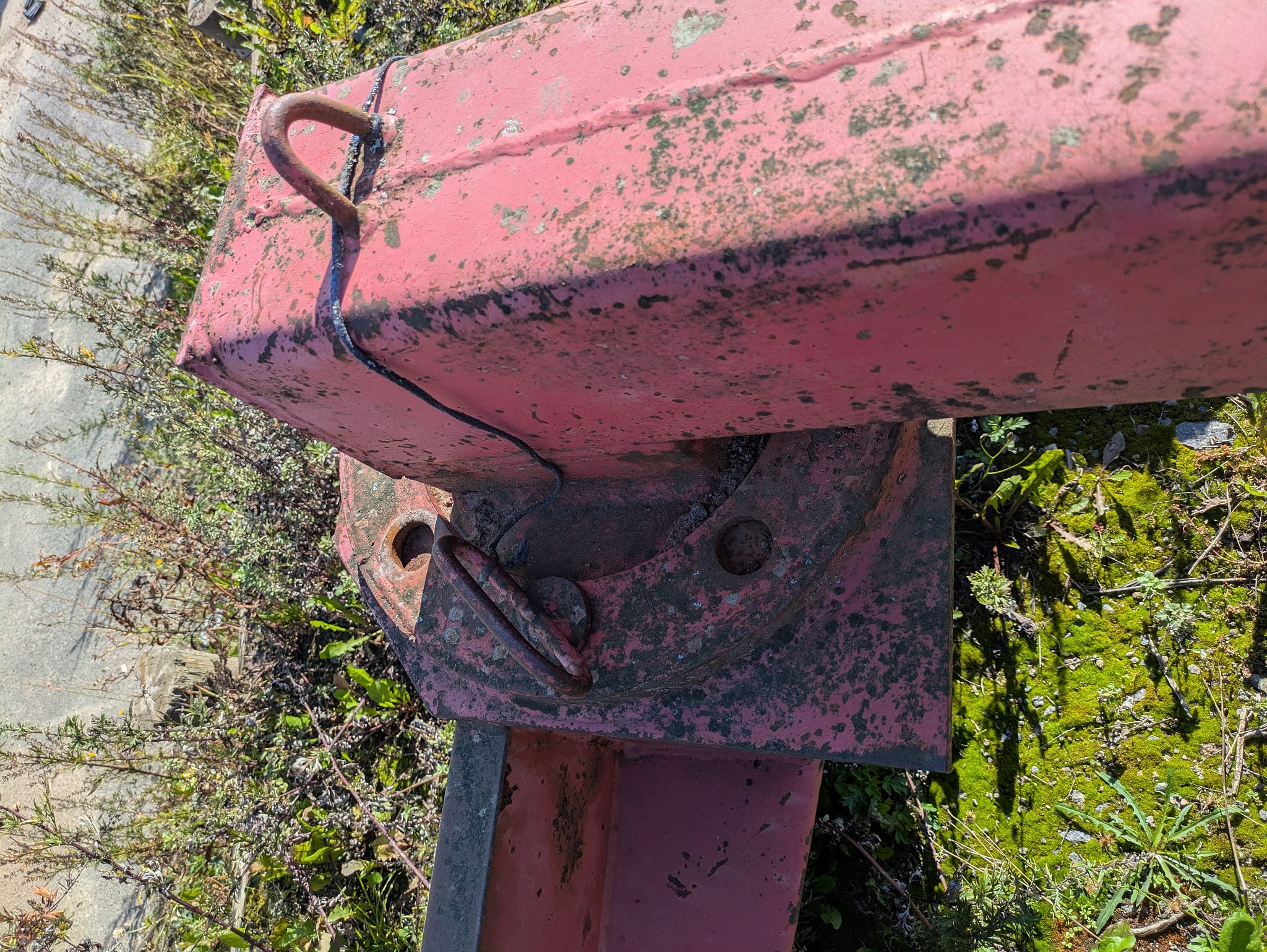 Image 6/8