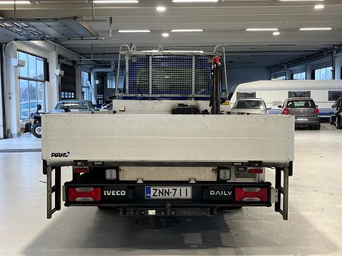 Image 6/56