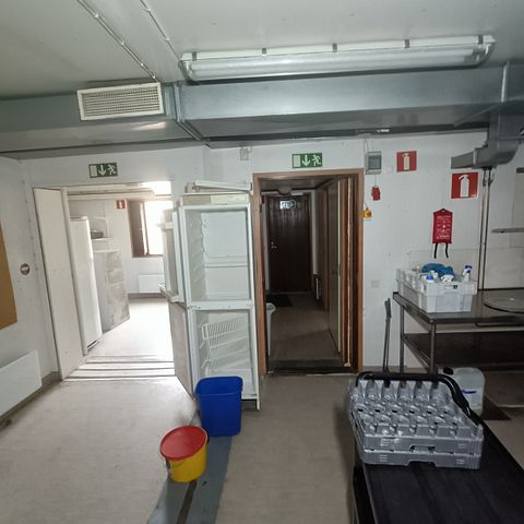Image 29/87