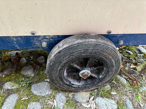 Image 11/11