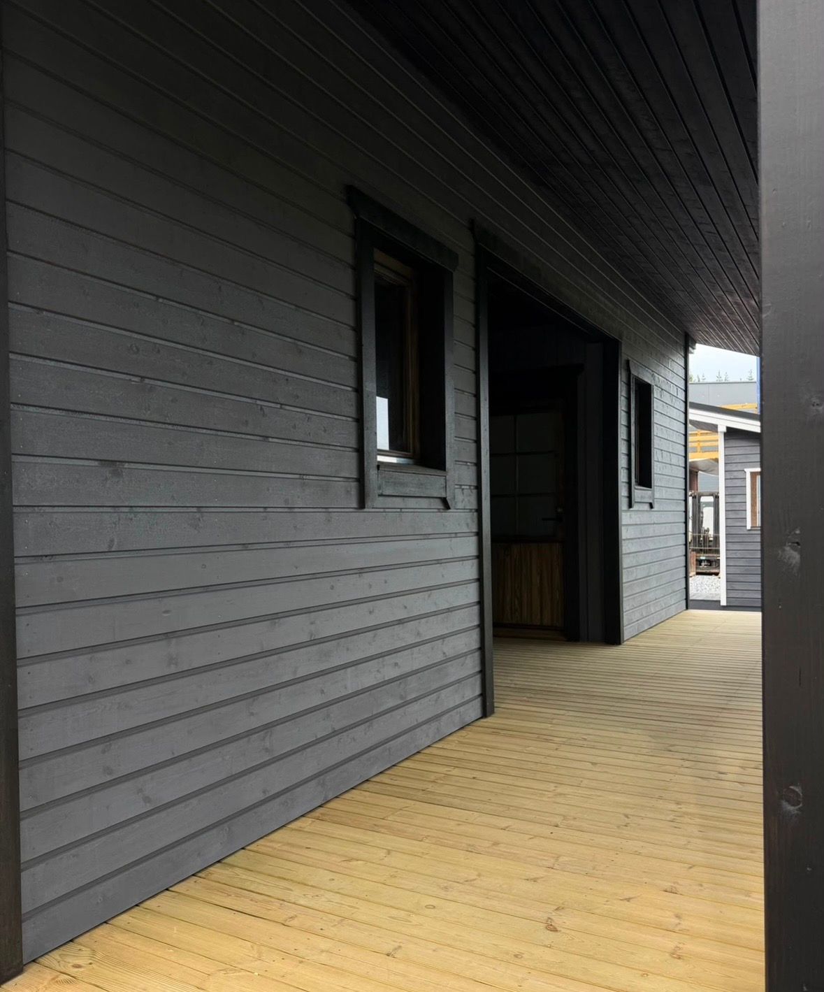 Image 4/7