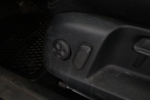 Image 17/49