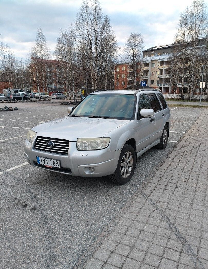 Image 1/10