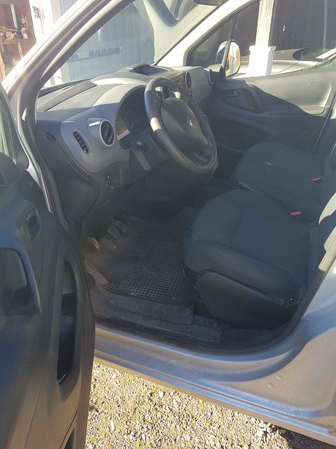 Image 2/29