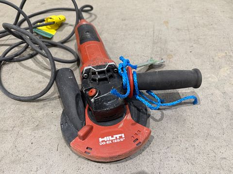 Image 1/4
