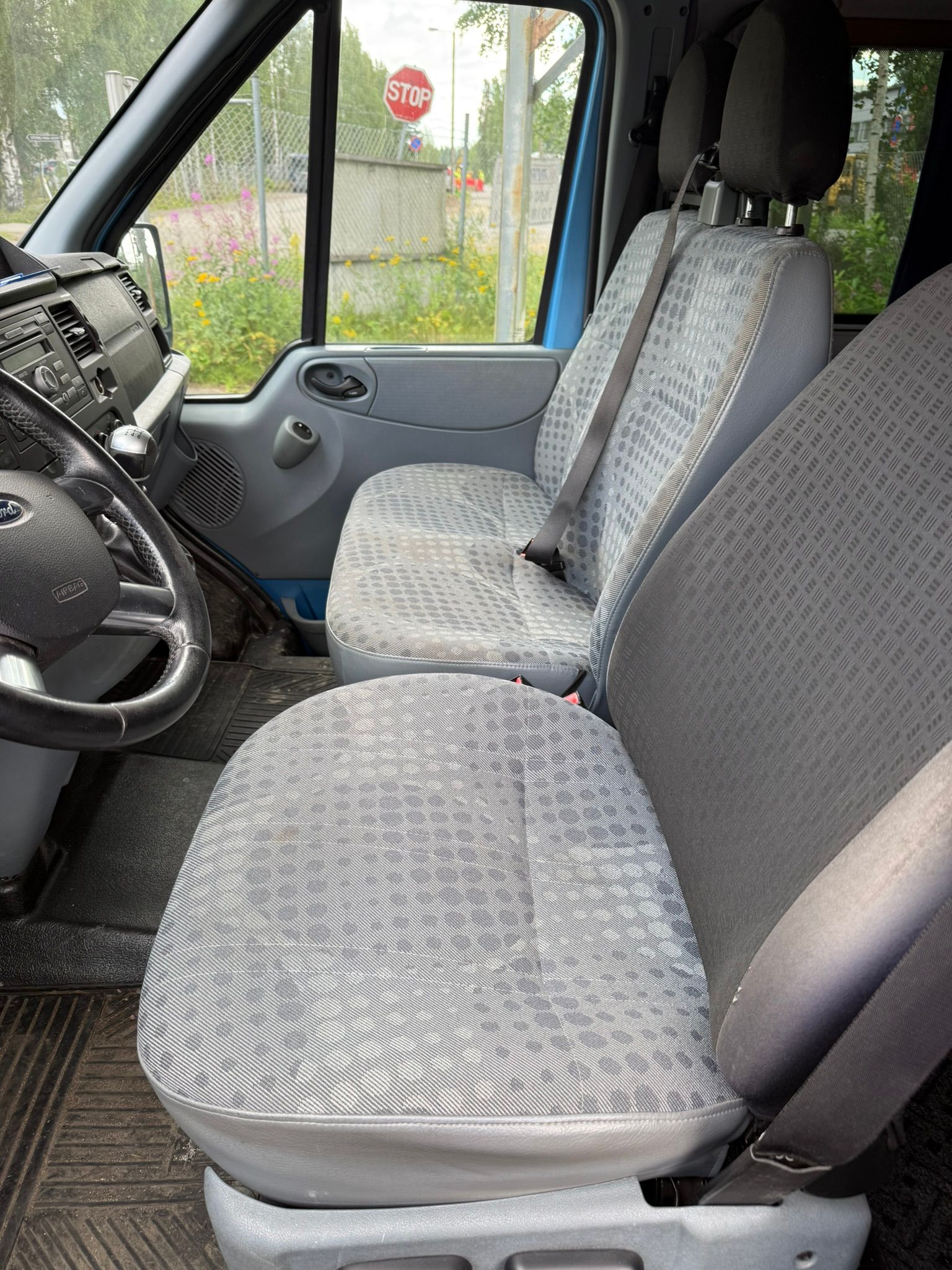 Image 8/19