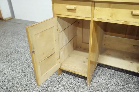 Image 13/21