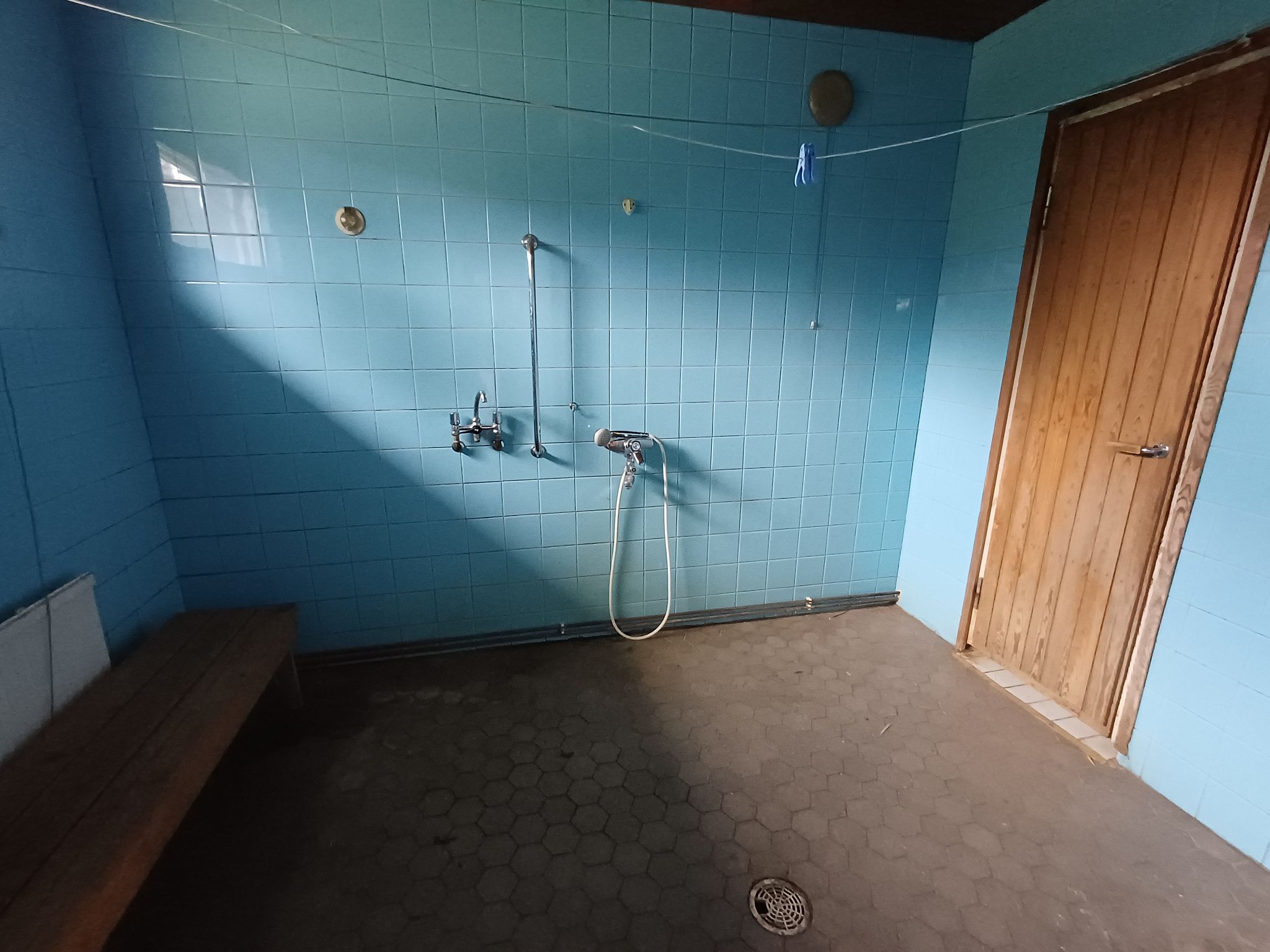 Image 42/56
