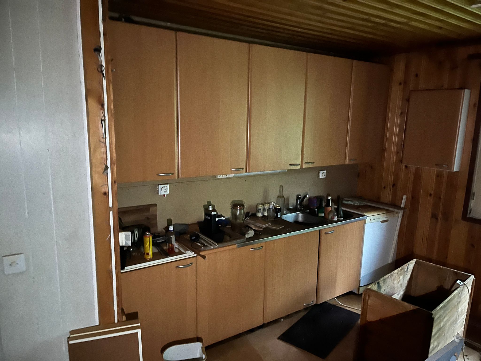 Image 6/19