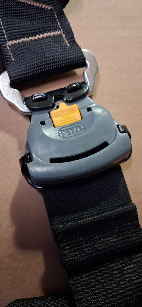 Image 3/46