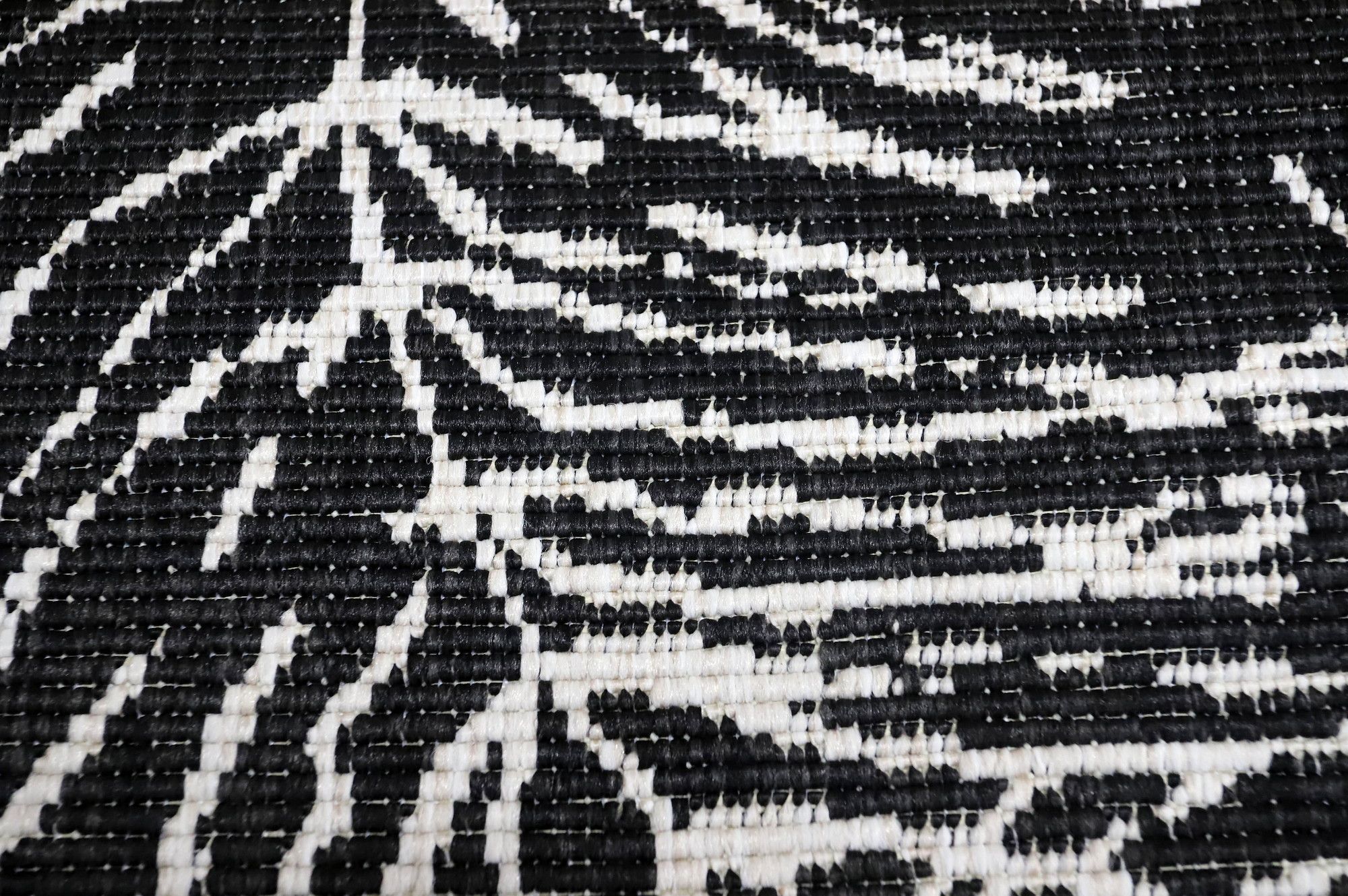 Image 3/6