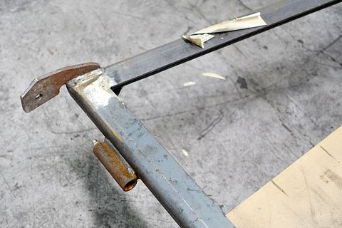 Image 3/8