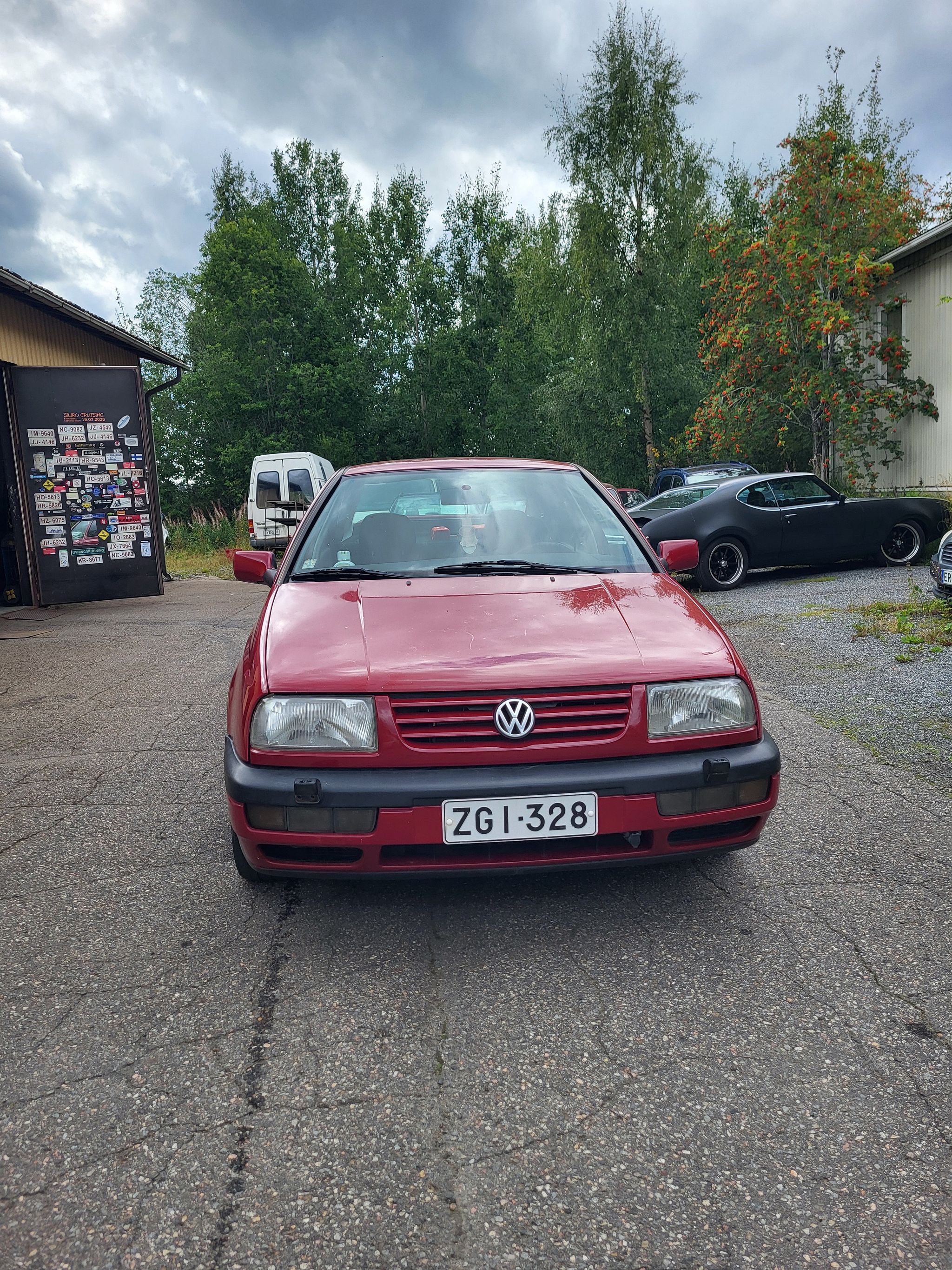 Image 2/12