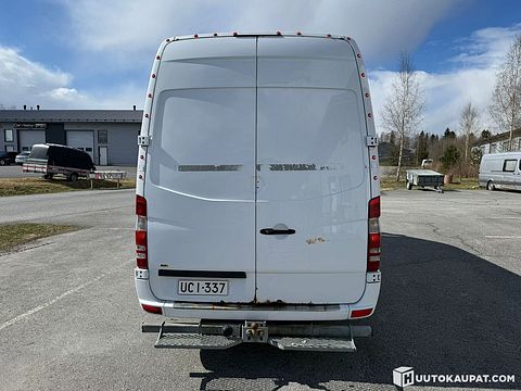 Image 3/13