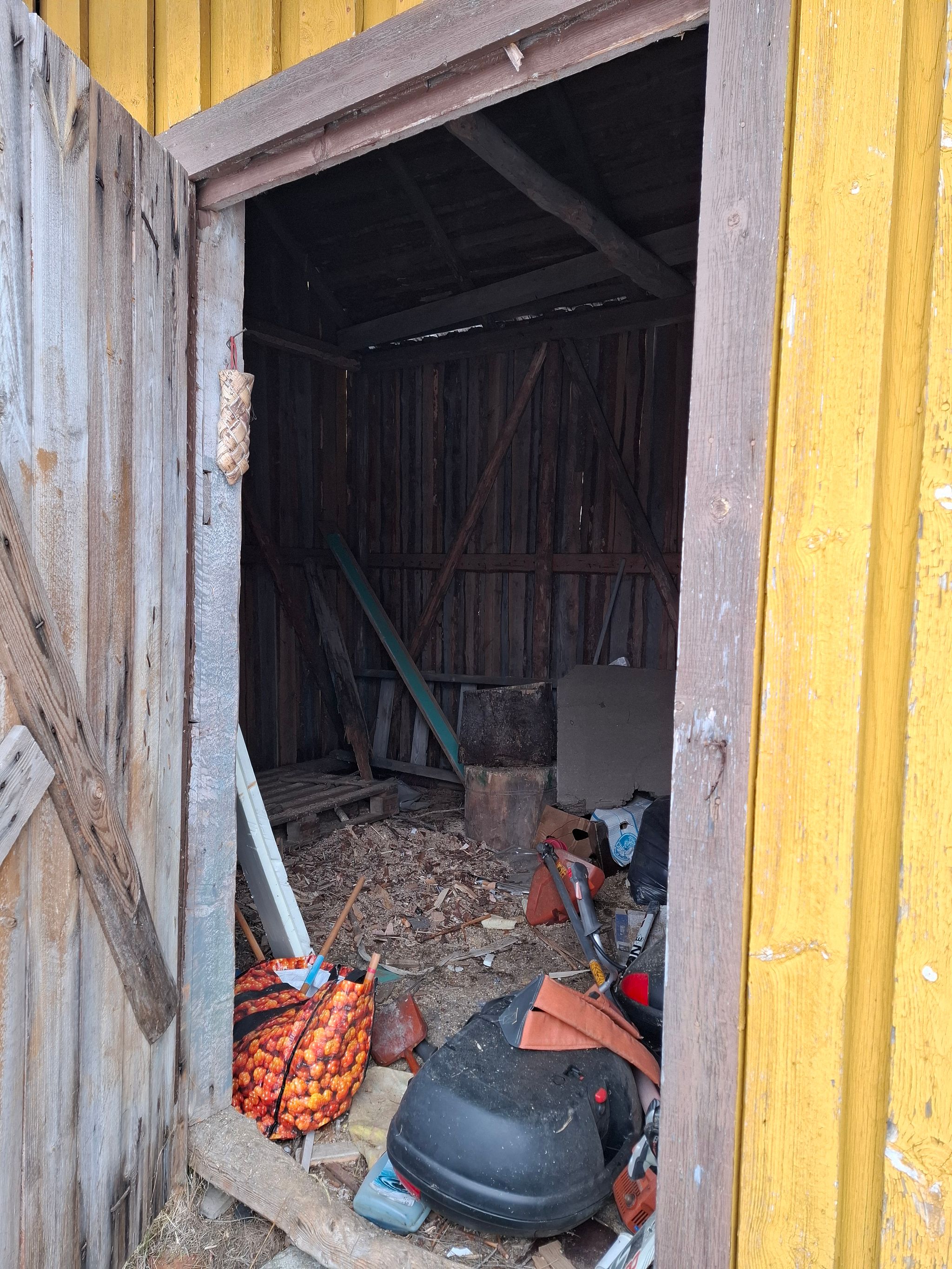 Image 43/46