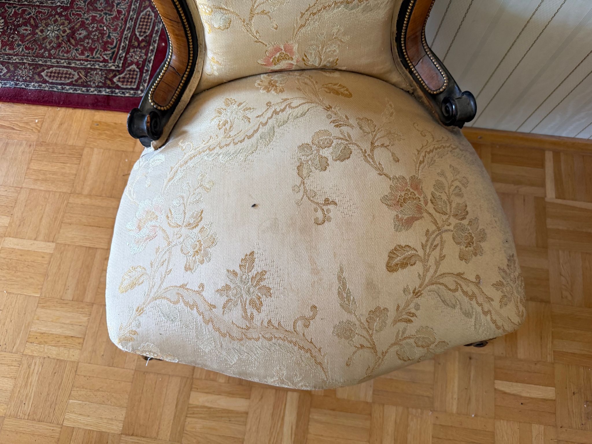 Image 4/15