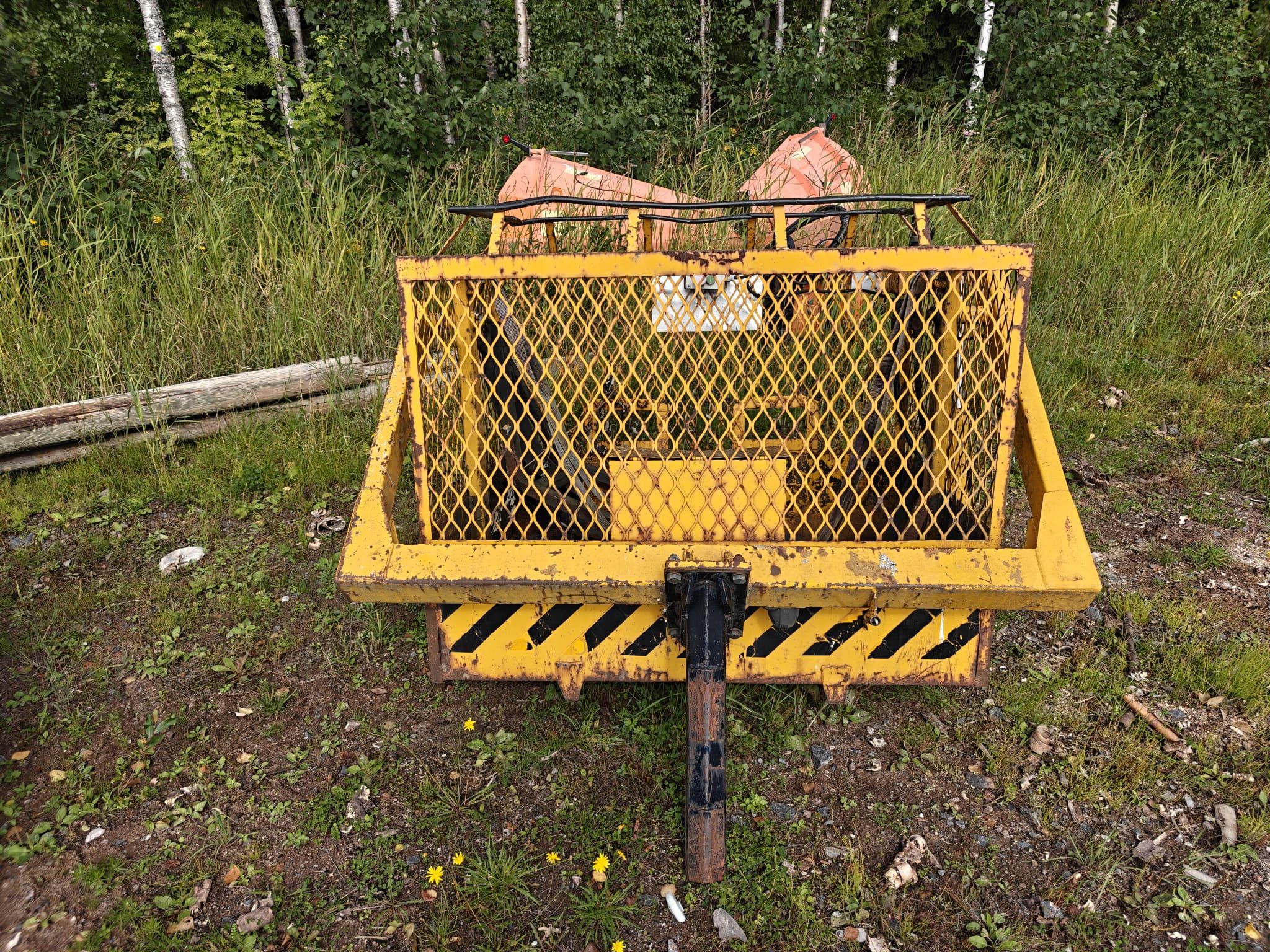 Image 1/4