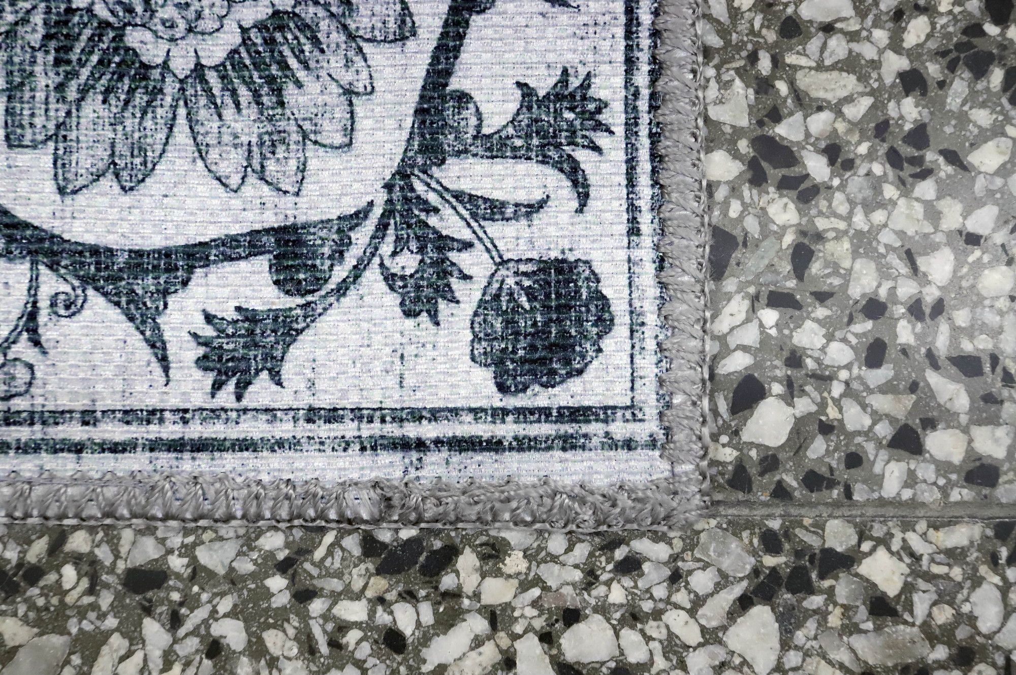 Image 5/9