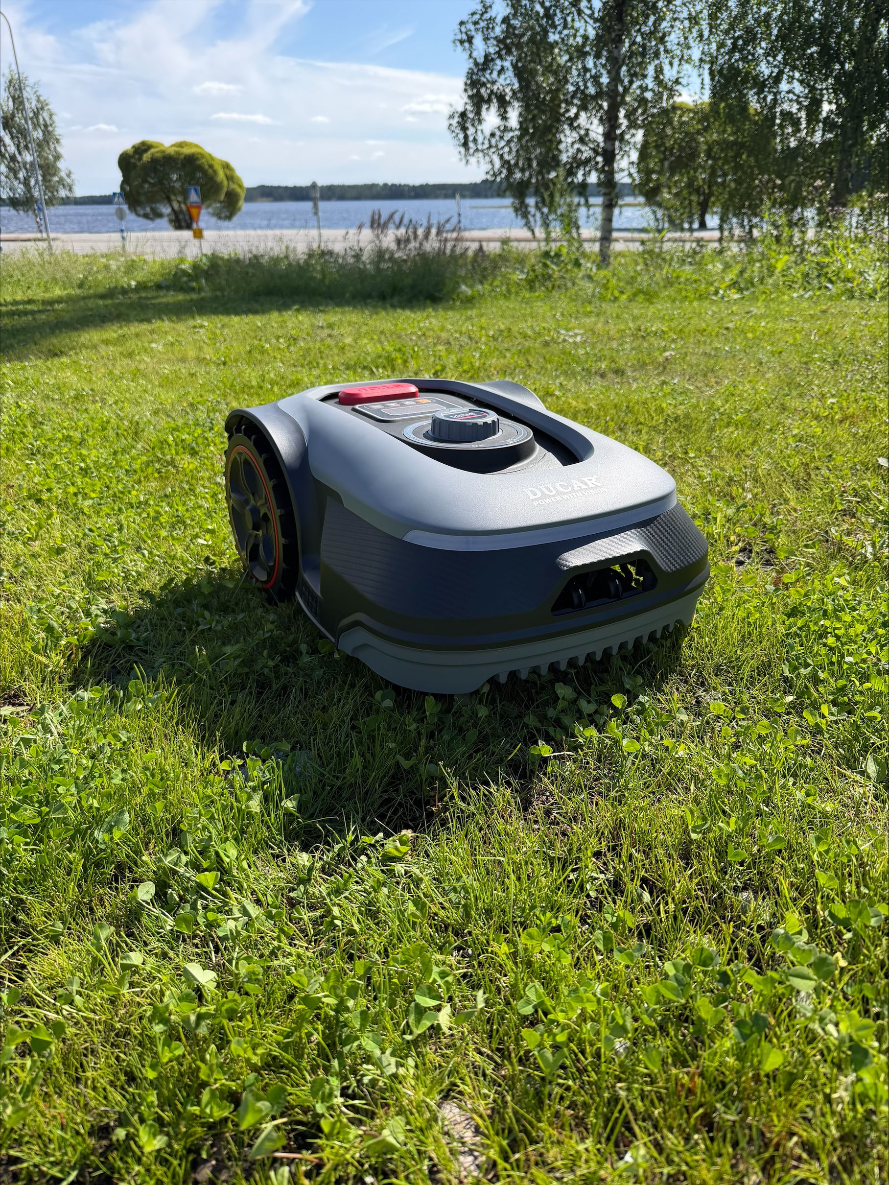 Image 1/4