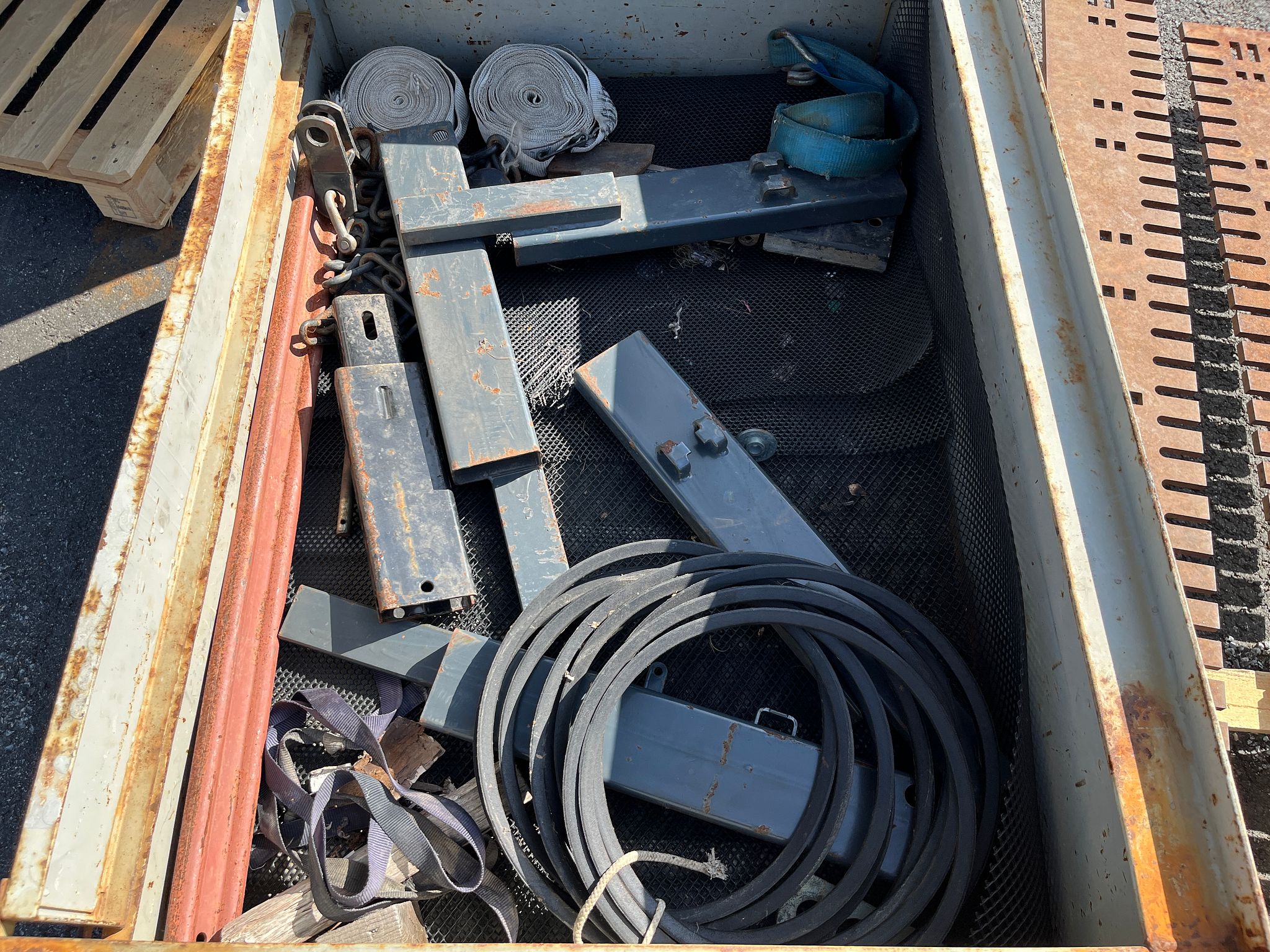 Image 2/2