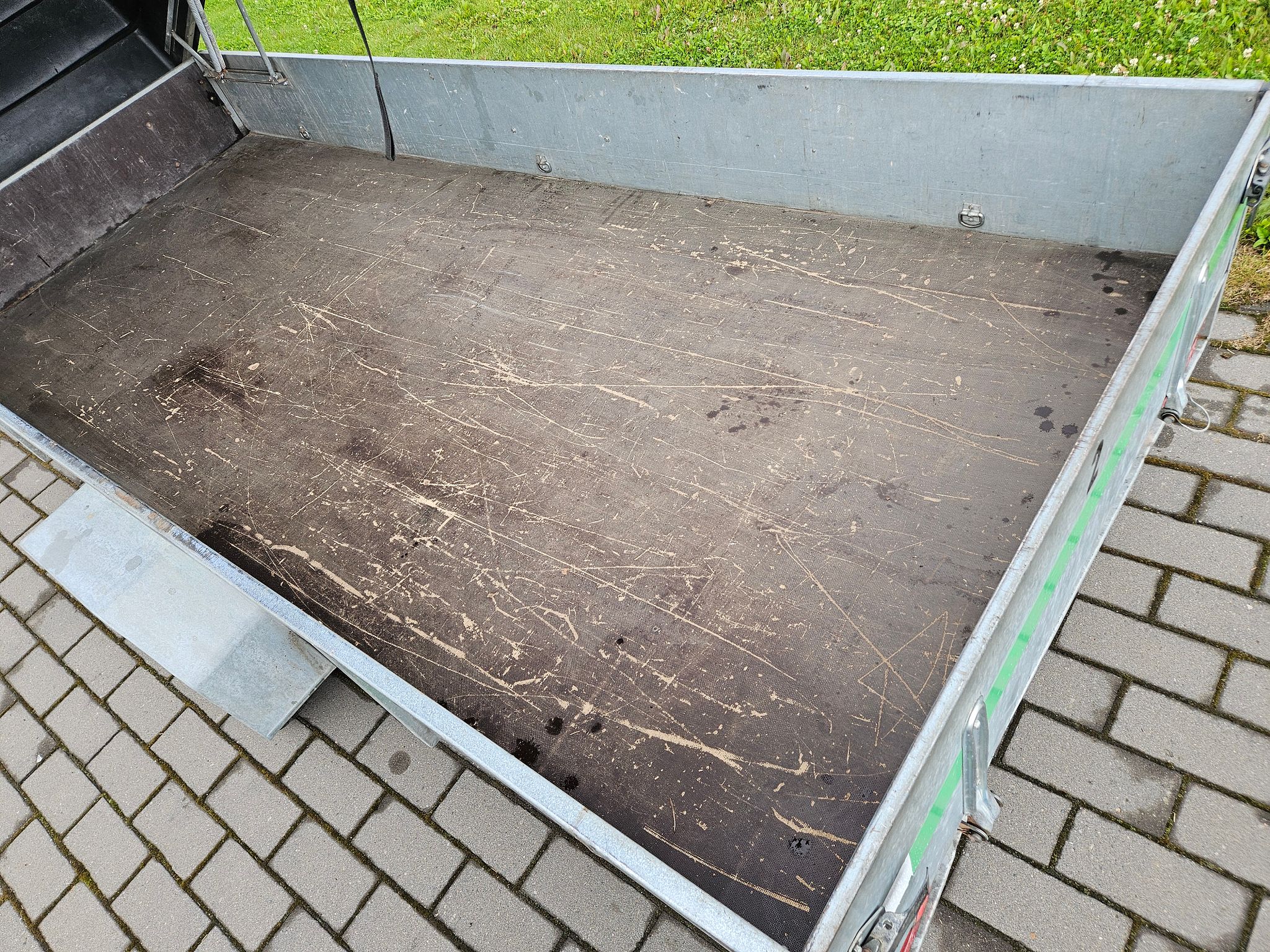 Image 12/21