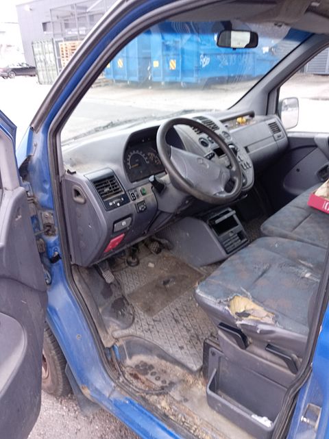Image 5/10
